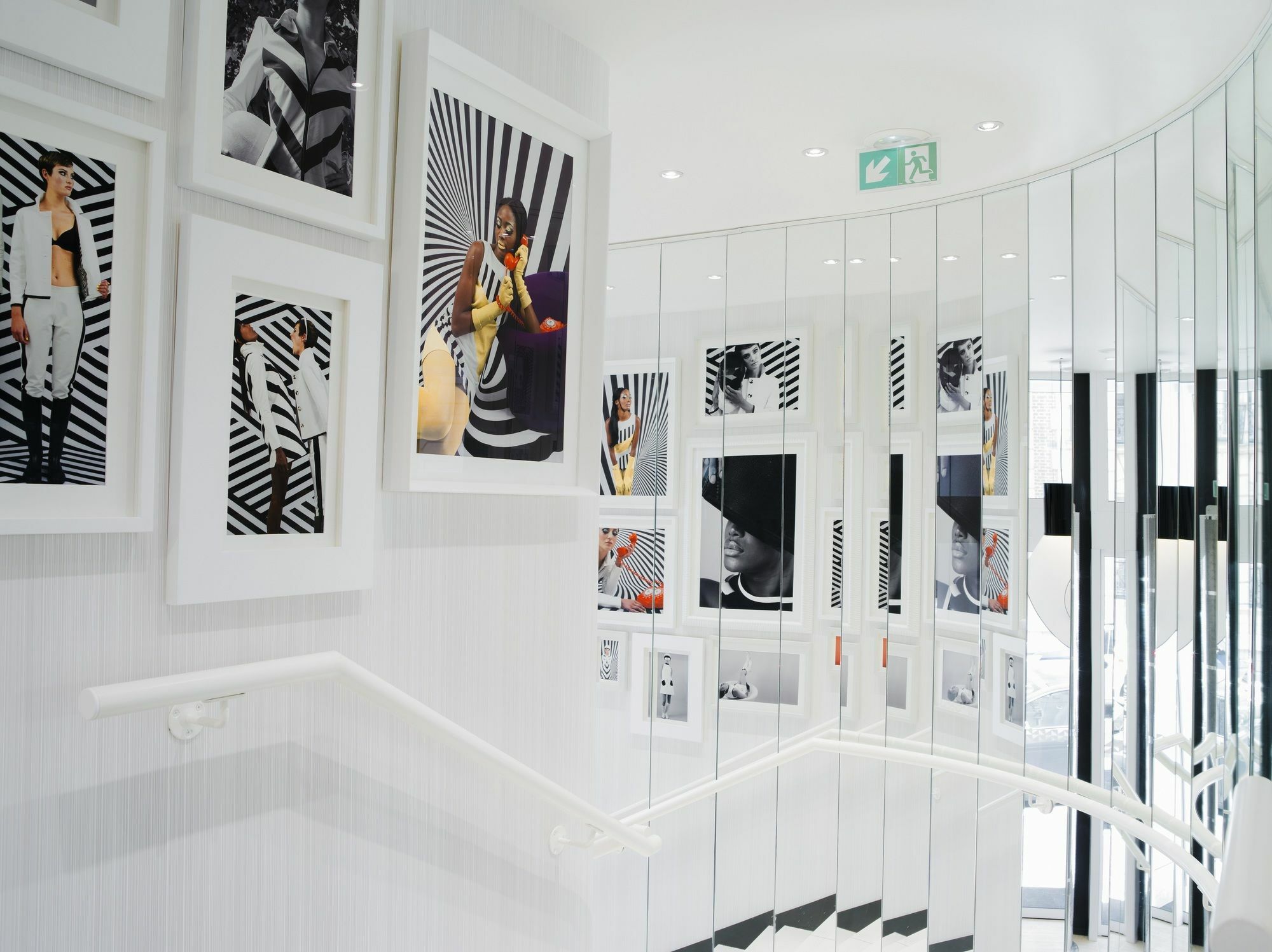 Hotel Ekta Champs Elysees Paříž Exteriér fotografie