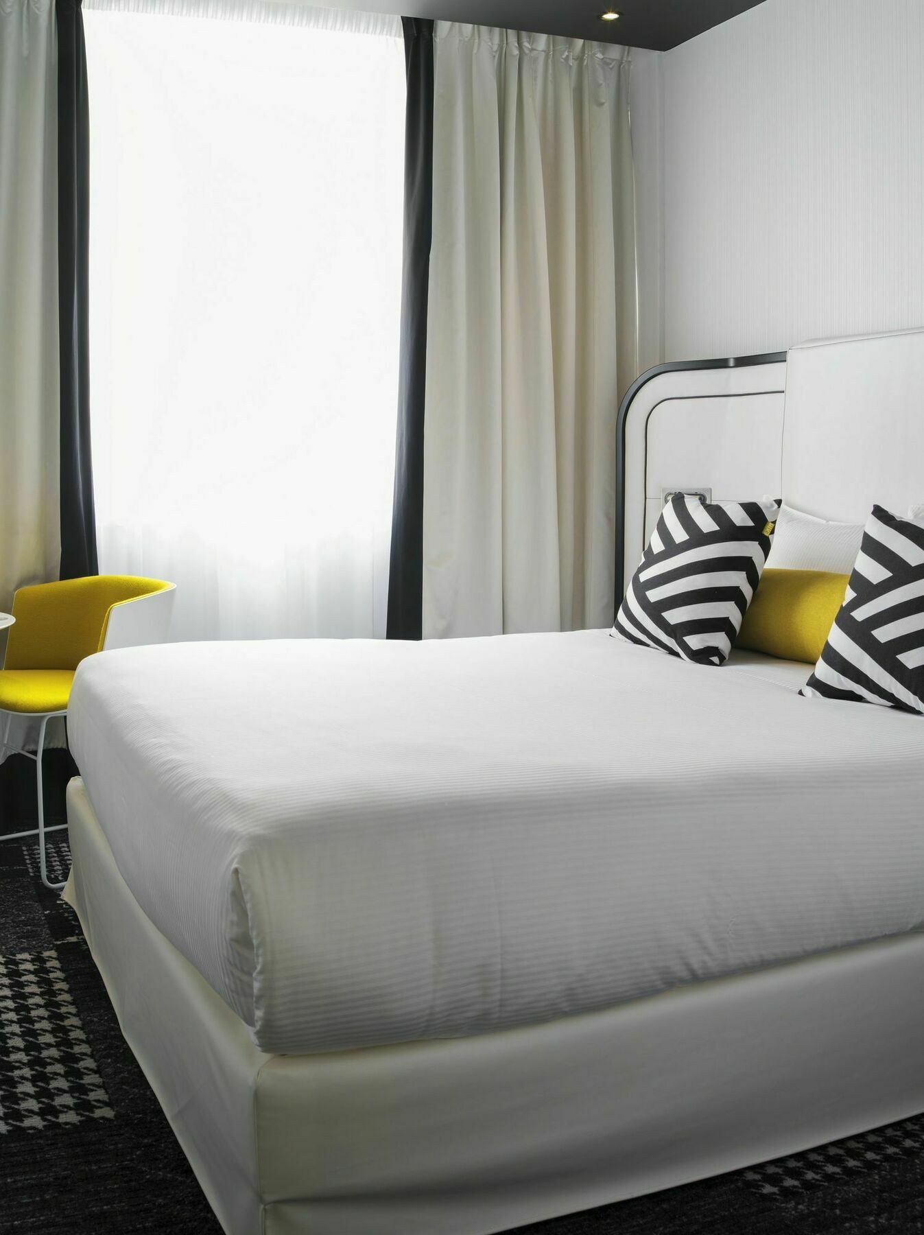 Hotel Ekta Champs Elysees Paříž Exteriér fotografie